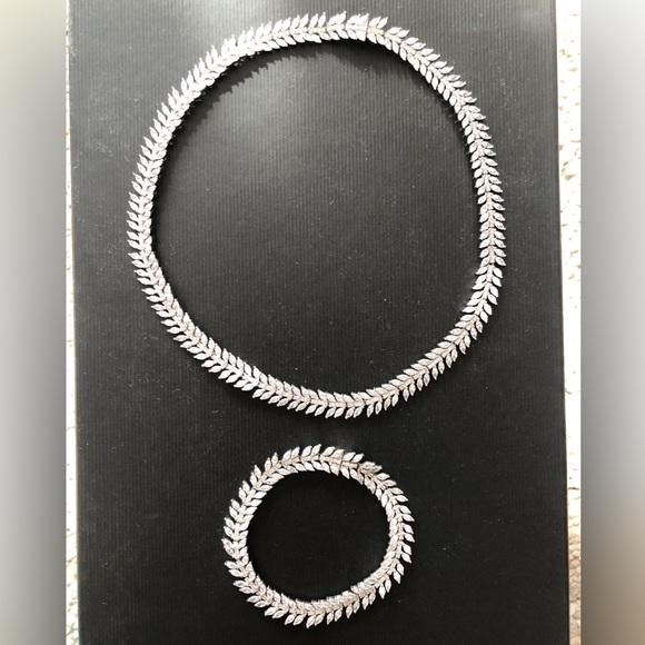 APM Monaco Festival Set Necklace and Bracelet - Picture 1 of 5